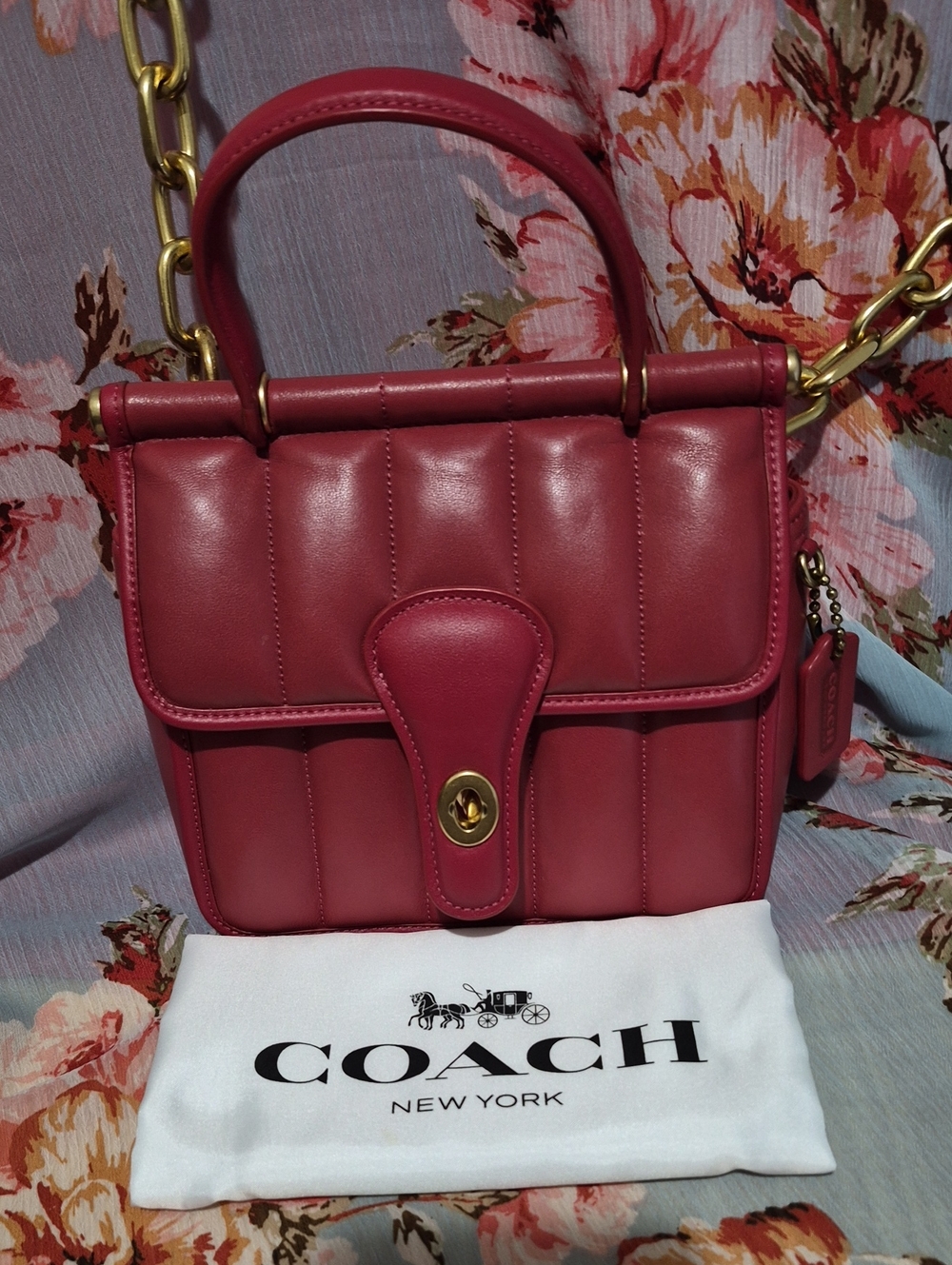 COACH - Willis Quilted Nappa -Leather C4711-Top-Mini Bag in Deep Red